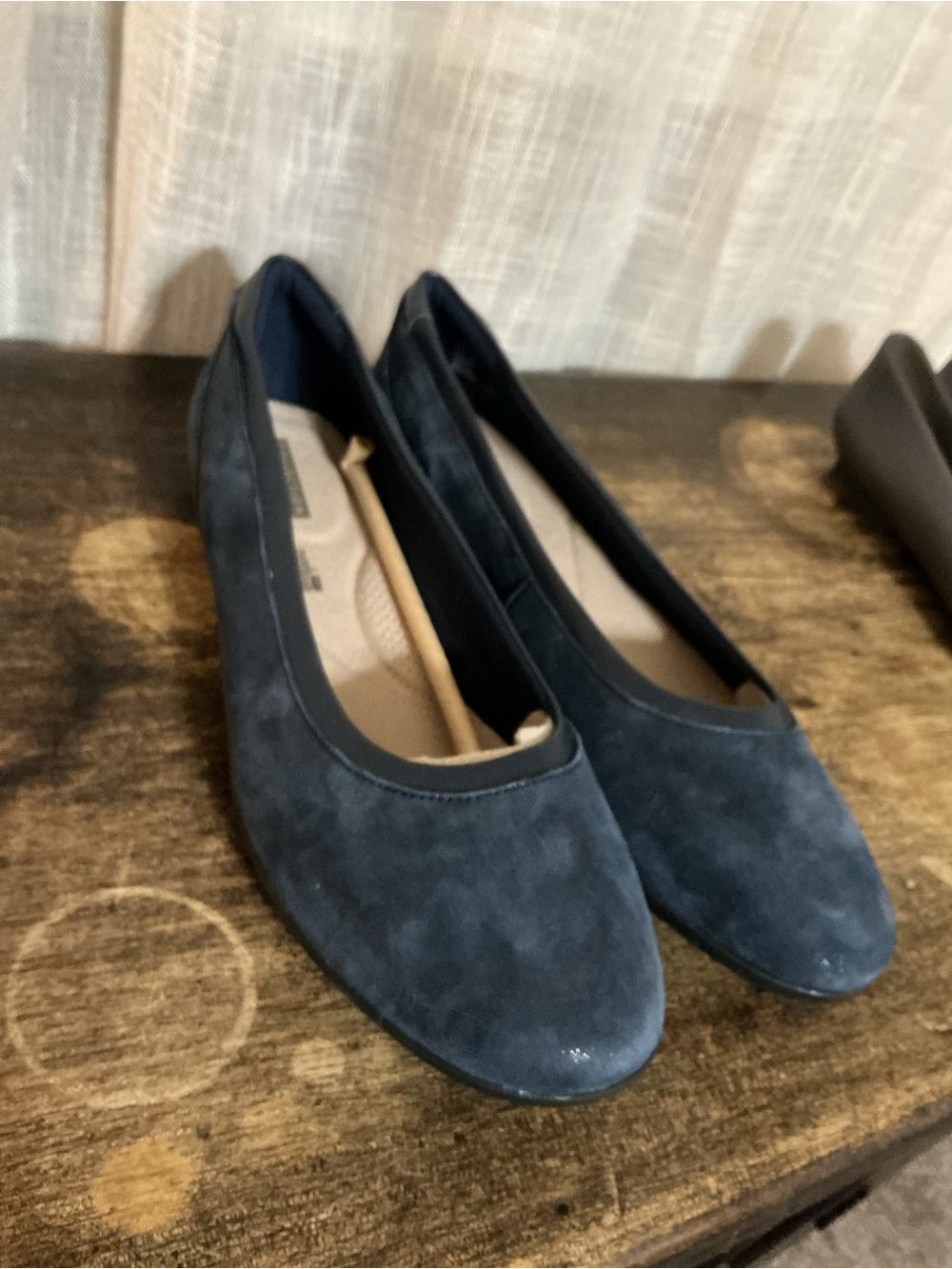 Clarks Navy Suede Women's Ballet Flats